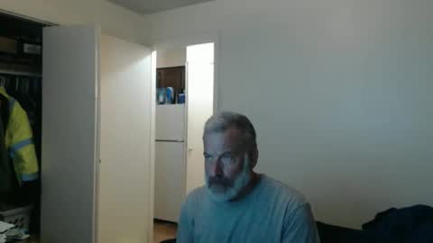 hairy man online show from January 2026 12:57:01 AM