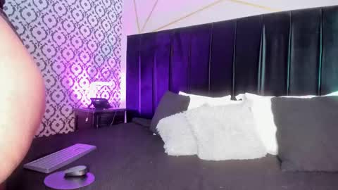 Sthefanny online show from October 2025 11:41:02 AM