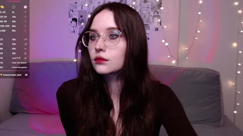 Iva  online show from December 2024 08:58:02 PM