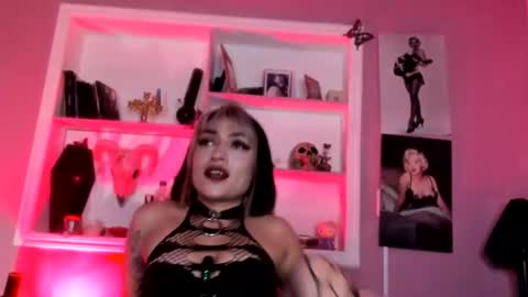 Snapshot of vex_manson chatting on July 2026 09:14:01 PM Vex online show from July 2026 09:14:01 PM