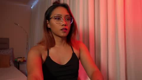 Vexa Nyx online show from May 2026 06:00:01 AM