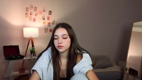 Snapshot of vexorin chatting on December 2025 07:18:01 PM Rachel online show from December 2025 07:18:01 PM