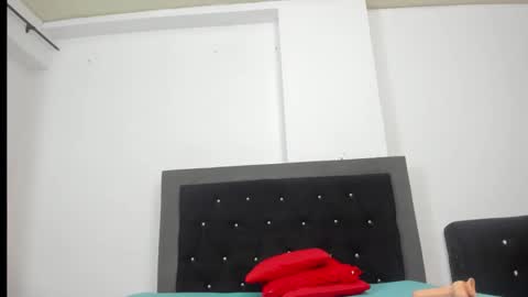 Snapshot of vfridaper chatting on January 2026 11:48:02 AM Frida online show from January 2026 11:48:02 AM