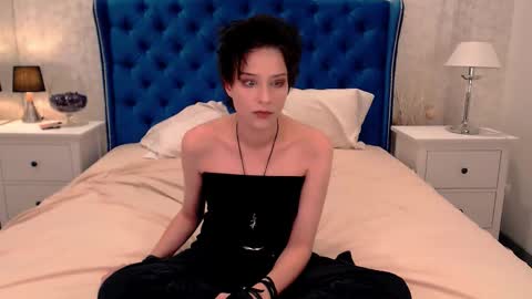 Via online show from October 2025 08:28:01 PM