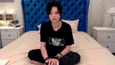 Via online show from October 2025 06:26:02 PM