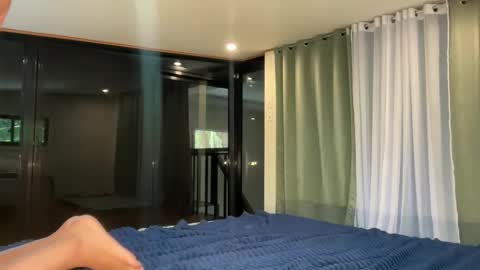 Snapshot of via_olala chatting on October 2025 04:02:02 AM via_olala online show from October 2025 04:02:02 AM