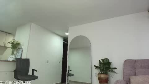 Snapshot of vianca_cruzz chatting on February 2025 10:47:01 PM Vianca Cruz online show from February 2025 10:47:01 PM