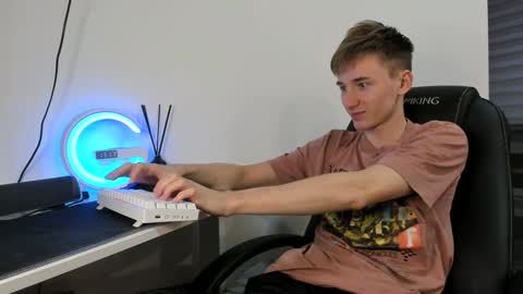 vibemygirl online show from December 2024 10:12:02 AM