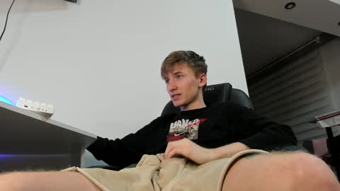 vibemygirl online show from January 2025 01:36:01 PM