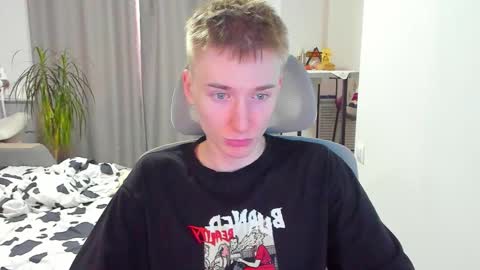 vibemygirl online show from December 2025 09:04:02 AM