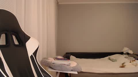 Amelia online show from December 2024 08:11:01 PM