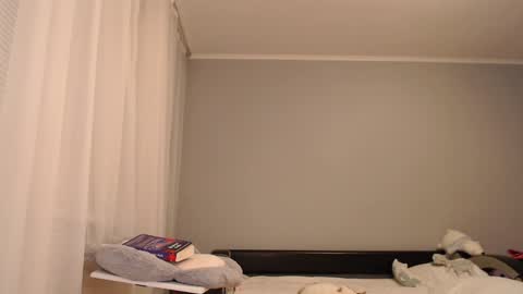 Amelia online show from December 2024 08:18:01 PM