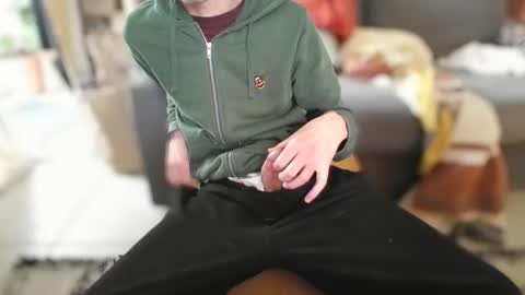 vic4tens online show from March 2026 12:12:02 PM