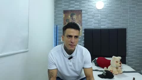 Victor cardenas online show from December 2024 01:15:02 AM