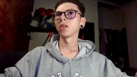 Vicent Brais online show from February 2025 10:41:01 PM