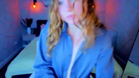 vicki_milles online show from June 2026 04:42:02 PM