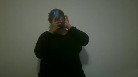 Snapshot of vickiryder56 chatting on November 2025 04:18:02 PM vickiryder56 online show from November 2025 04:18:02 PM