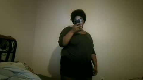 Snapshot of vickiryder56 chatting on June 2026 01:47:02 AM vickiryder56 online show from June 2026 01:47:02 AM