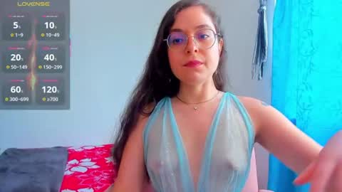 Snapshot of vicky_cristinax chatting on June 2026 06:56:01 PM Vicky online show from June 2026 06:56:01 PM