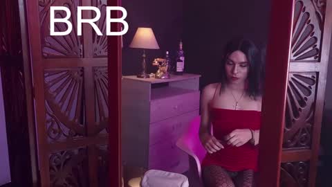 Snapshot of vicky_hot_x chatting on January 2025 02:03:02 AM online show from January 2025 02:03:02 AM