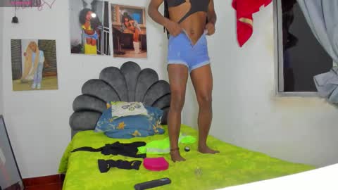 vicky manuela online show from February 2026 03:47:01 AM