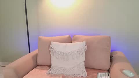 Snapshot of vicky_kittyy chatting on July 2026 02:57:02 PM Amy online show from July 2026 02:57:02 PM