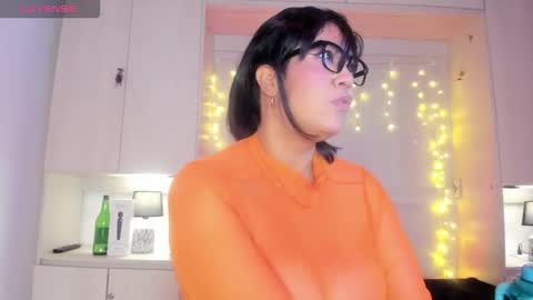 Snapshot of vicky_ruiz chatting on March 2026 07:39:01 PM V I C K Y online show from March 2026 07:39:01 PM