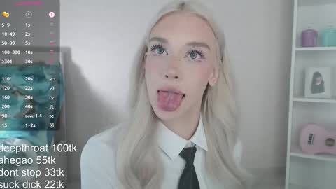 Snapshot of vickyfuckingdoll chatting on February 2026 11:35:01 PM vickyfuckingdoll online show from February 2026 11:35:01 PM