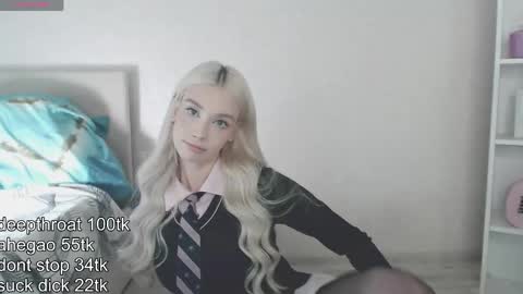 vickyfuckingdoll online show from June 2026 12:22:01 AM