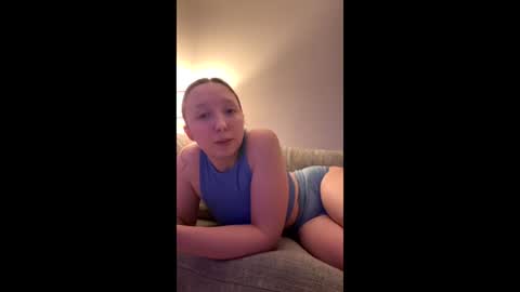 Vicky Parker online show from May 2026 04:20:01 AM