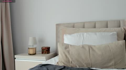 Snapshot of vickystonee chatting on December 2024 09:32:02 AM Victoria online show from December 2024 09:32:02 AM