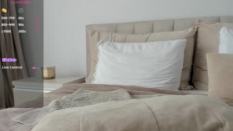 Snapshot of vickystonee chatting on October 2025 08:13:01 AM Victoria online show from October 2025 08:13:01 AM