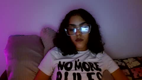 Goddess Victory  online show from November 2025 05:18:02 AM