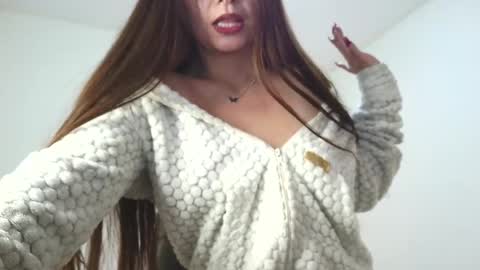 Victoria  online show from May 2026 03:24:01 AM