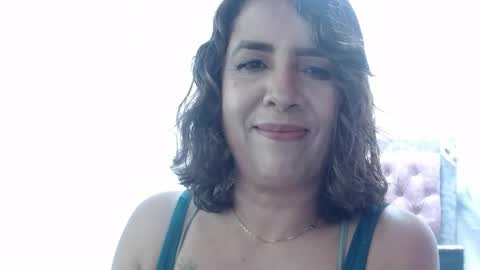 Hi guys   Im victoria  Be the one who can control me in PVT online show from May 2026 03:20:02 PM
