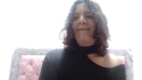 Hi guys   Im victoria  Be the one who can control me in PVT online show from May 2026 03:41:01 PM