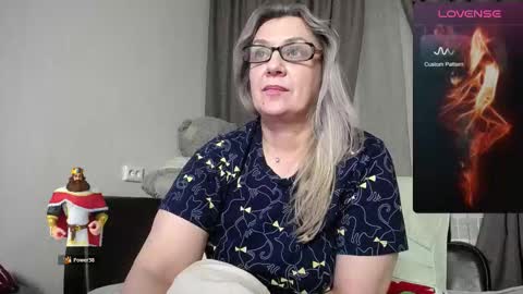 victoria50 online show from November 2025 10:46:02 AM