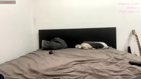 Victoria97 online show from December 2024 02:05:02 PM