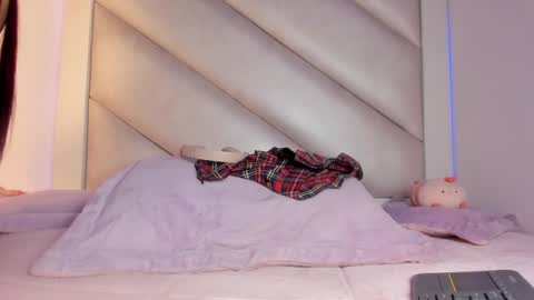 Victoria online show from February 2026 01:27:02 PM