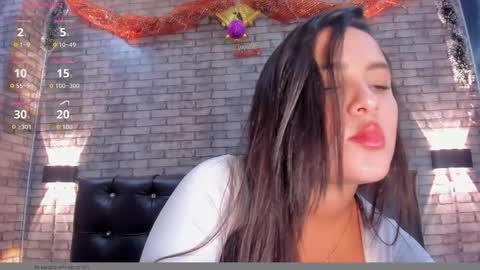 Snapshot of victoria__ponce chatting on December 2025 06:39:01 PM victorira online show from December 2025 06:39:01 PM