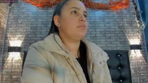 Snapshot of victoria__ponce chatting on December 2025 06:03:01 PM victorira online show from December 2025 06:03:01 PM