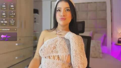 Snapshot of victoria_adaams1 chatting on October 2025 02:17:02 PM Victoria valentina online show from October 2025 02:17:02 PM