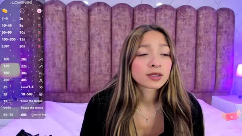 Snapshot of victoria_adams14 chatting on January 2025 06:01:02 PM Victoria for you online show from January 2025 06:01:02 PM