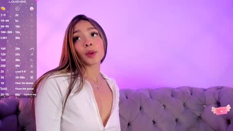 Snapshot of victoria_adams14 chatting on January 2025 06:14:01 PM Victoria for you online show from January 2025 06:14:01 PM