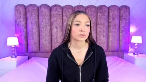 Snapshot of victoria_adams14 chatting on February 2025 11:50:01 AM Victoria for you online show from February 2025 11:50:01 AM