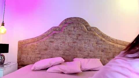 Snapshot of victoria_adams14 chatting on September 2025 02:57:02 AM Victoria for you online show from September 2025 02:57:02 AM