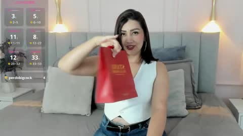 victoria  online show from April 2026 07:16:02 PM
