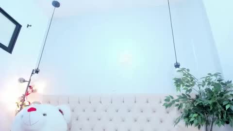 Victoria online show from May 2026 07:08:02 PM