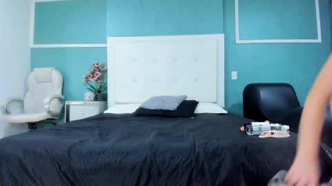 Snapshot of victoria_cutee chatting on May 2026 12:21:02 PM online show from May 2026 12:21:02 PM