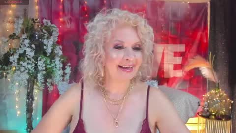 Snapshot of victoria_dior chatting on April 2026 05:40:01 PM diorvictoria9 online show from April 2026 05:40:01 PM